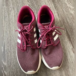 Adidas Women’s maroon Cloud foam running shoes